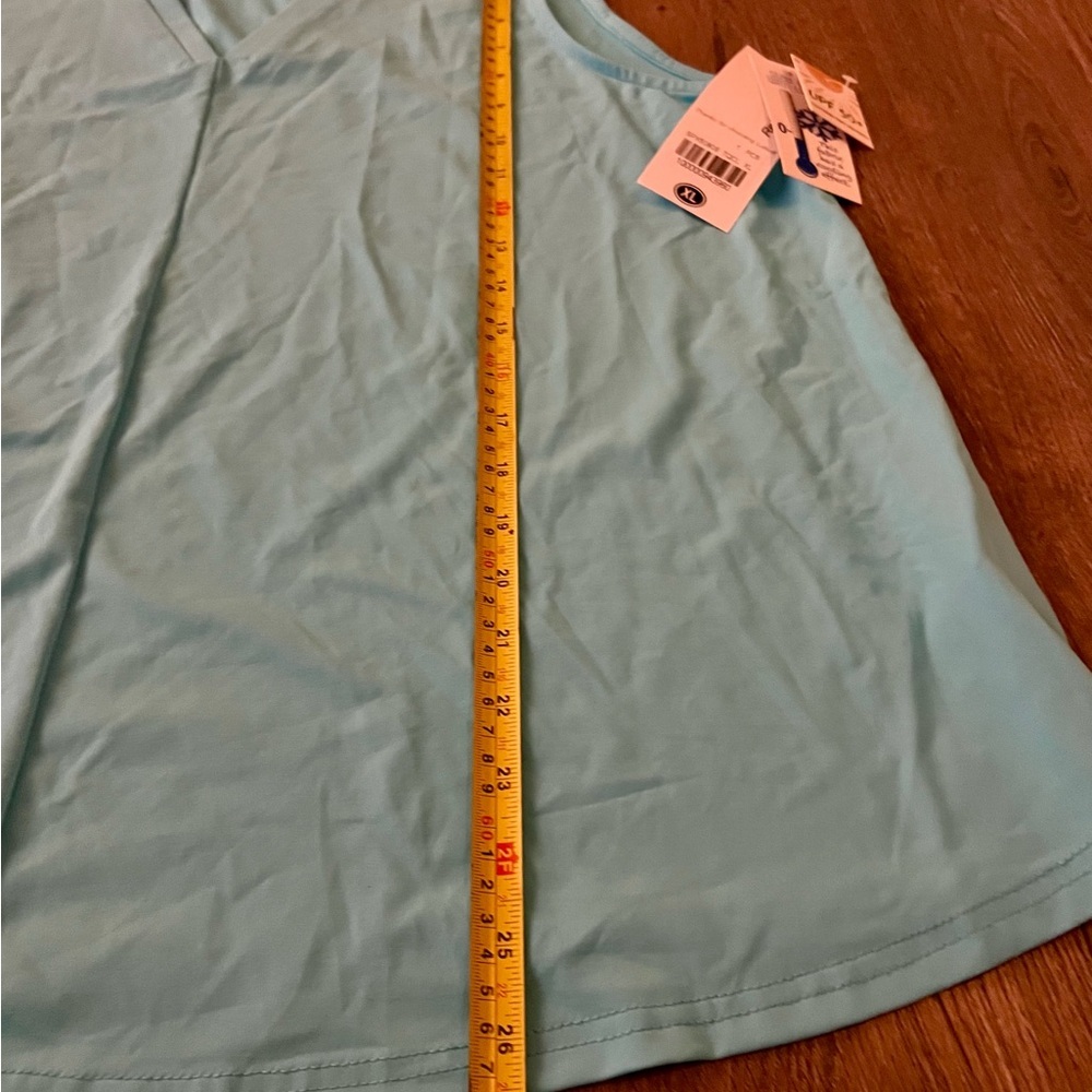 Lulu B Cooling UPF 50 Sleeveless V Neck Tank Top Aqua Blue XL NWT resort wear​ - Picture 5 of 12